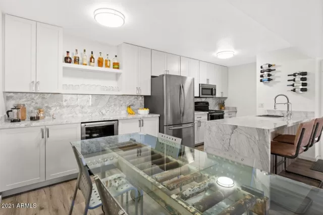 MLS: 6182347 Condo For Sale