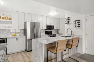 Photo #1: 6182347 Listing 