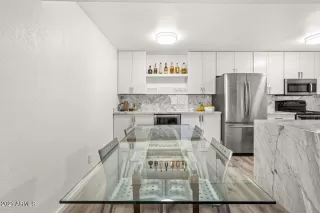 Photo #5: 6182347 Listing 