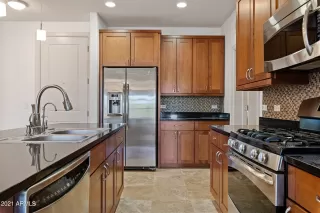 Photo #2: 6182390 Listing 