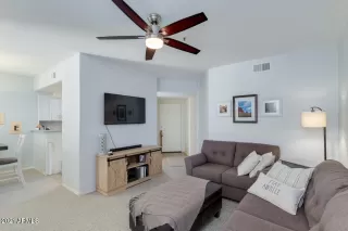 Photo #2: 6182635 Listing