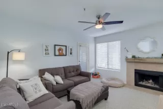 Photo #4: 6182635 Listing