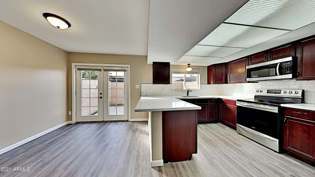 MLS: 6182868 Condo For Sale