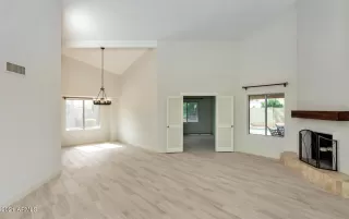 Photo #5: 6182885 Listing