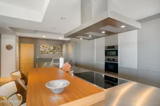 Photo #3: 6182955 Listing
