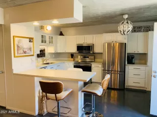 Photo #2: 6183039 Listing