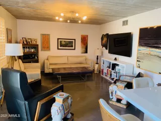 Photo #3: 6183039 Listing