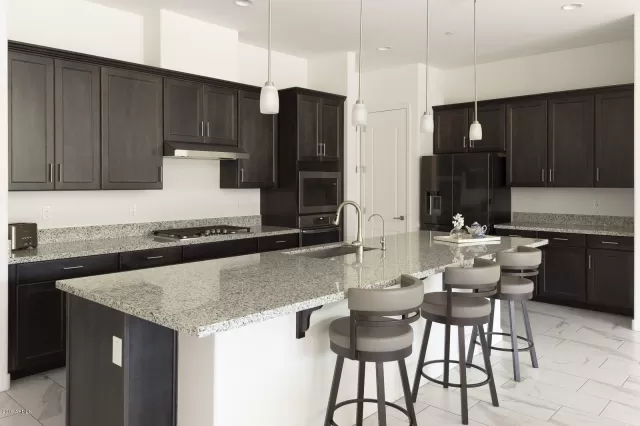 MLS: 6183286 Condo For Sale