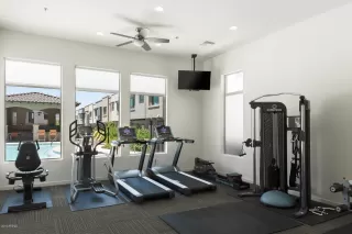 Photo #5: 6183286 Listing