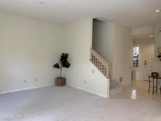 Photo #5: 6183547 Listing