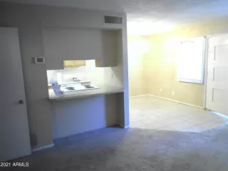 Photo #5: 6183548 Listing