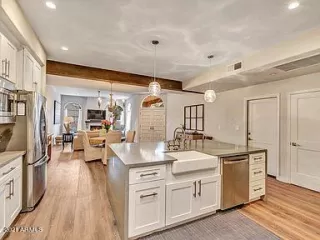Photo #3: 6183694 Listing