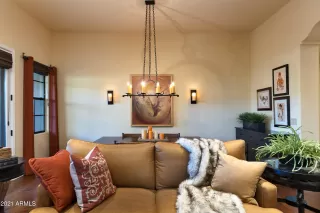 Photo #4: 6183940 Listing