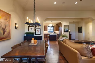 Photo #6: 6183940 Listing