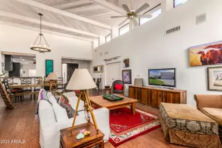 Photo #4: 6183962 Listing