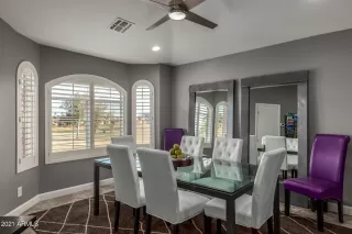 Photo #4: 6184024 Listing