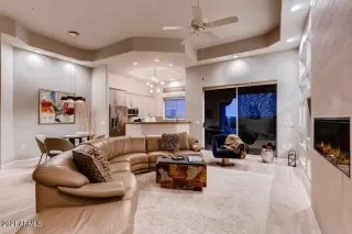 Photo #1: 6184025 Listing 