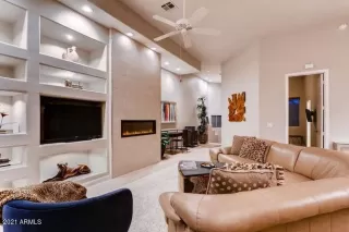 Photo #4: 6184025 Listing 