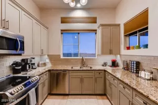 Photo #6: 6184025 Listing 