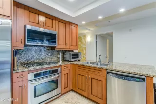 Photo #4: 6184245 Listing