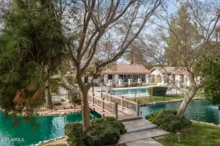 Photo #5: 6184305 Listing