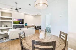 Photo #6: 6184323 Listing 