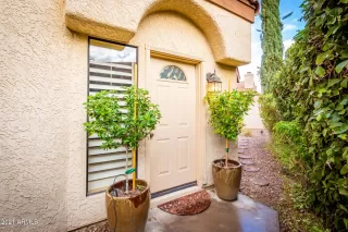 Photo #2: 6184415 Listing