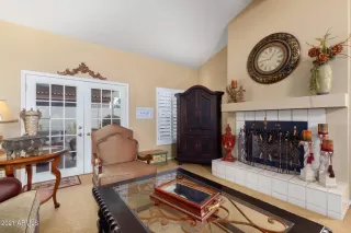 Photo #5: 6184415 Listing