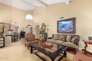 Photo #6: 6184415 Listing