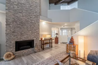 Photo #2: 6184446 Listing 