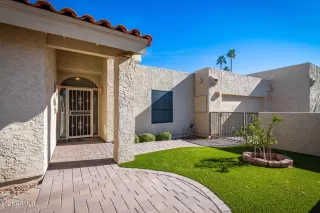 Photo #5: 6184558 Listing