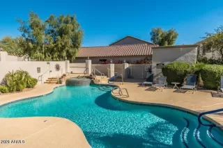 Photo #2: 6184673 Listing