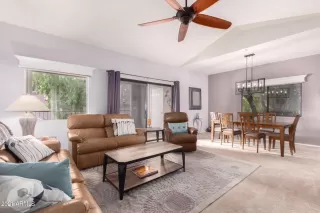 Photo #2: 6184675 Listing 