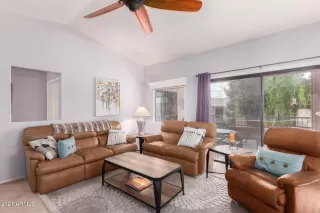 Photo #4: 6184675 Listing 