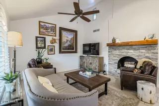 Photo #1: 6184971 Listing