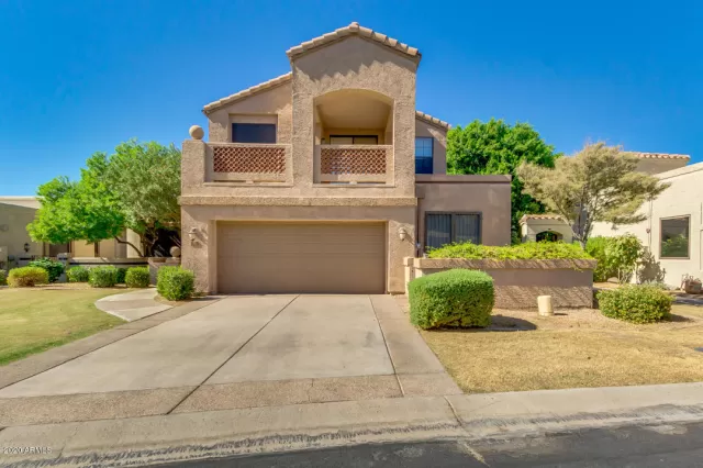 MLS: 6185560 Condo For Sale
