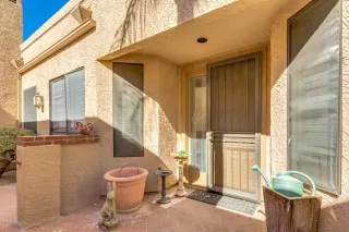 Photo #4: 6185560 Listing