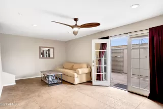 Photo #4: 6185721 Listing