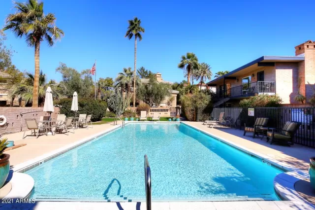 MLS: 6185757 Condo For Sale