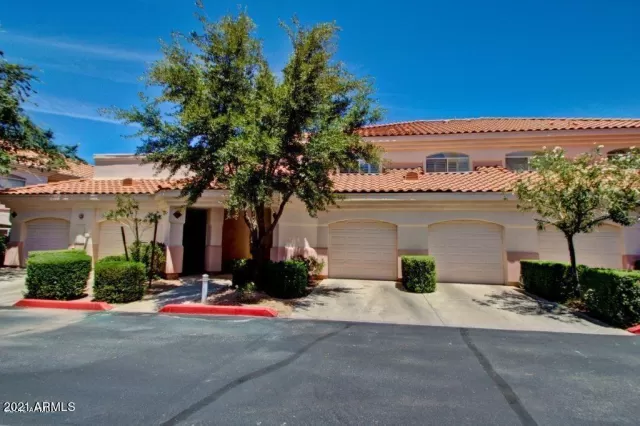 MLS: 6185836 Condo For Sale