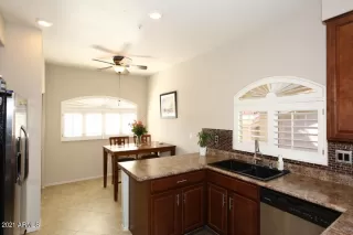 Photo #5: 6185836 Listing