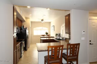 Photo #6: 6185836 Listing