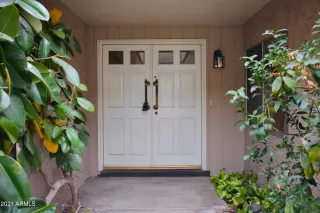 Photo #5: 6185842 Listing 