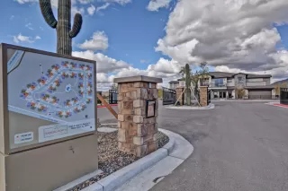 Photo #2: 6186003 Listing