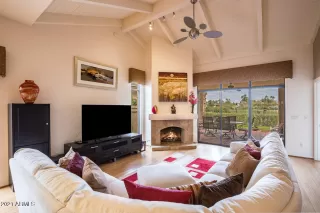 Photo #5: 6186087 Listing