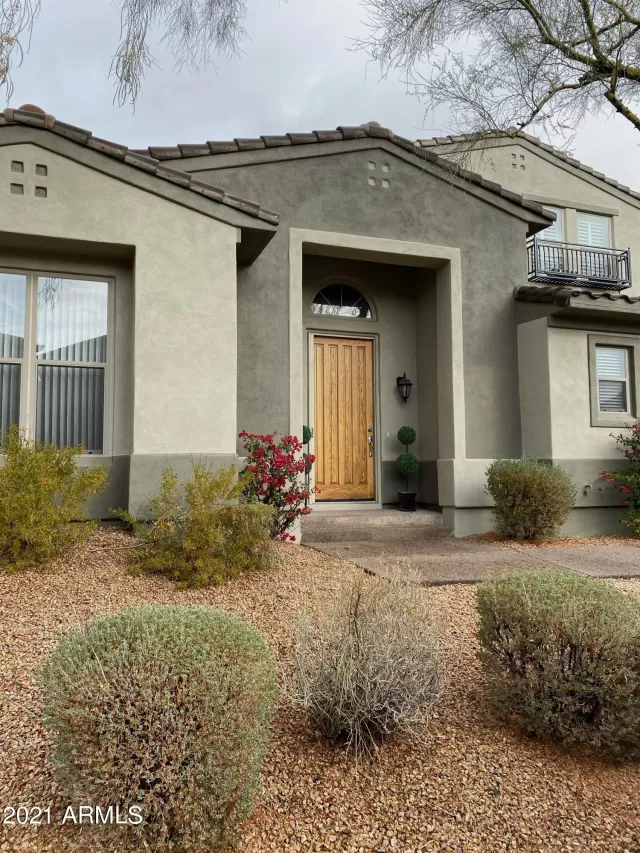 MLS: 6186298 Condo For Sale