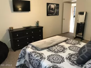 Photo #3: 6186427 Listing