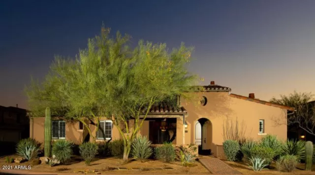 MLS: 6186523 Condo For Sale