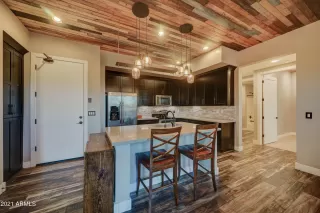 Photo #4: 6186607 Listing