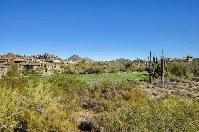 MLS: 6186638 Condo For Sale